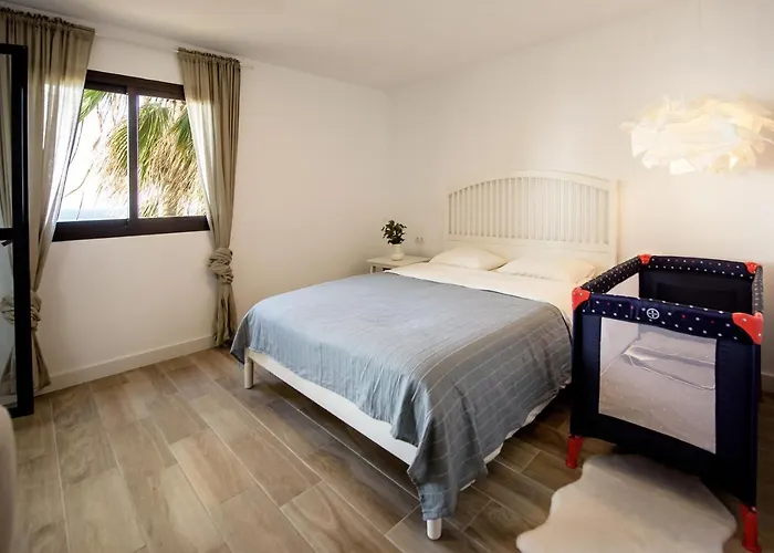 Fantastic Sea View Apartament Dona Lola