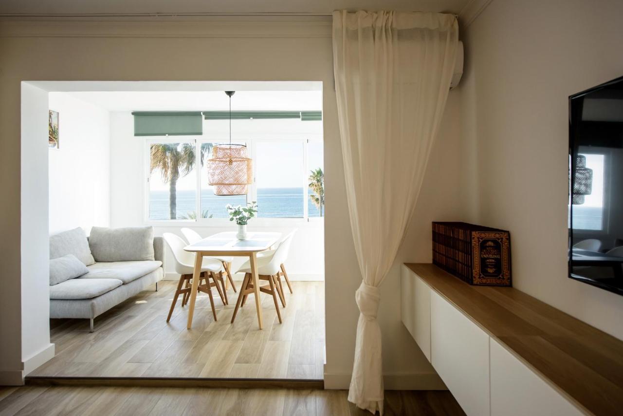 Apartment Fantastic Sea View Dona Lola